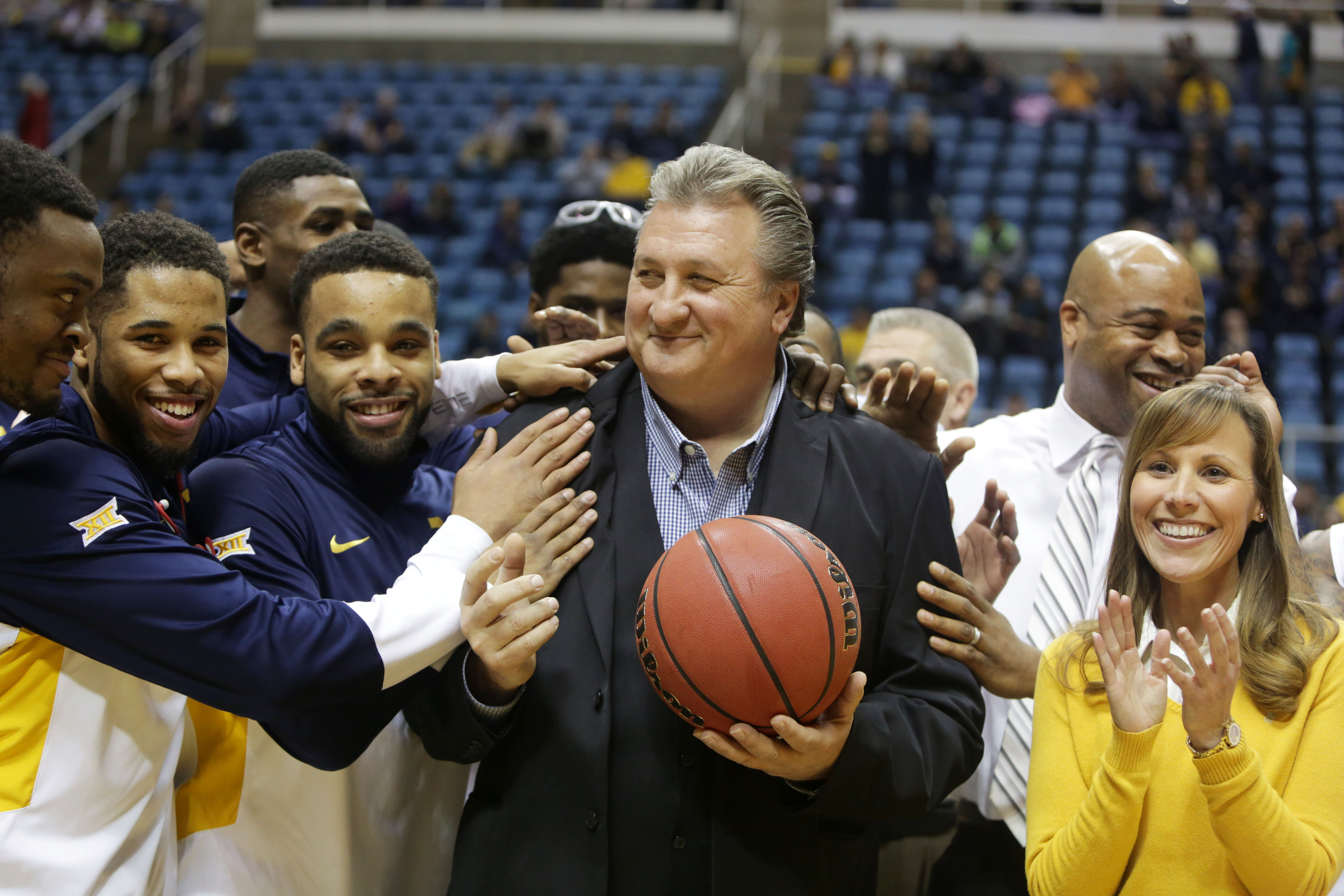 A shift in philosophy led Bob Huggins to build 'Press Virginia' - College  Basketball | NBC Sports